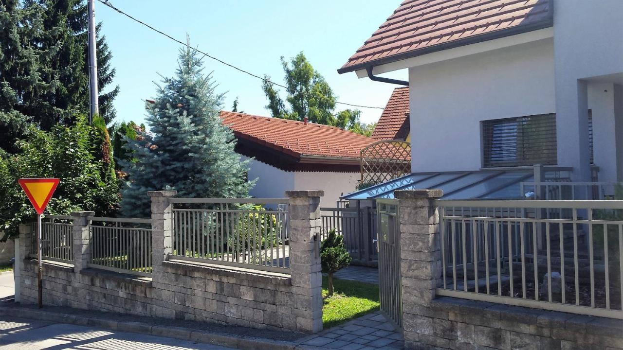 Studio Emma Ljubljana - Free Parking, Ac, Wifi エクステリア 写真
